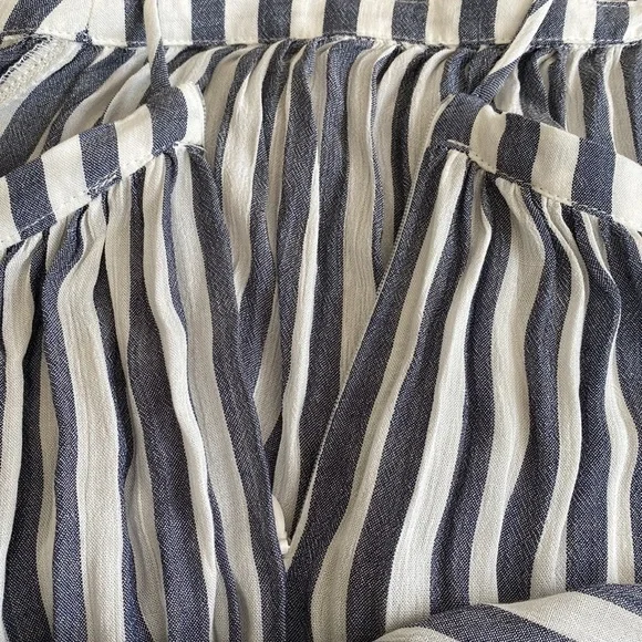 VICI Vertical Striped Off Shoulder 3/4 Sleeve Women's Top Size Small NWT‎ - Picture 6 of 7